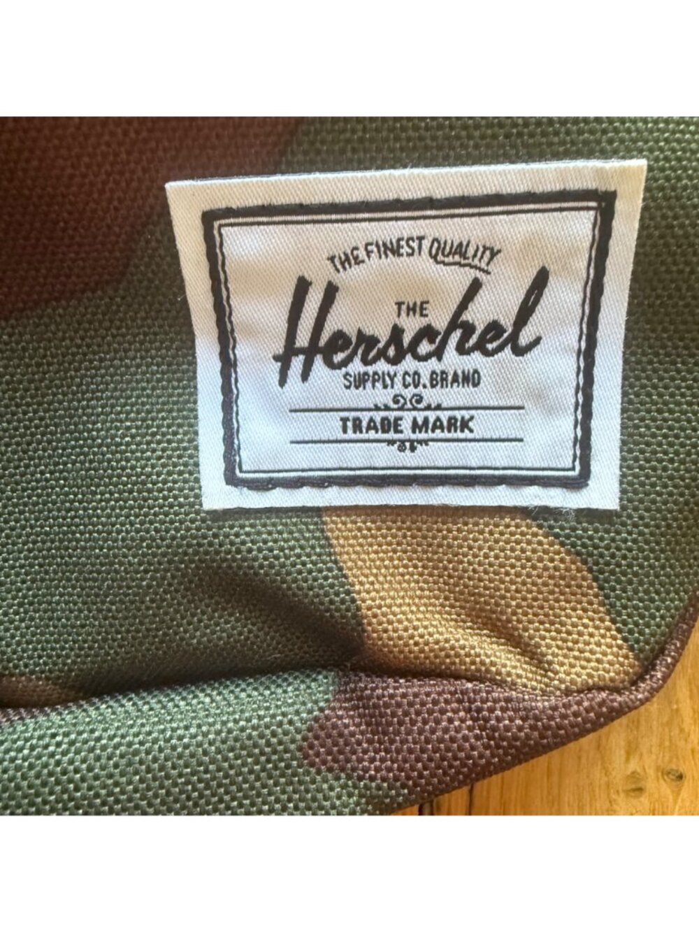 Herschel Woodland Camouflage Hip Pack Adjustable Strap Fanny Pack Waist Belt Bag - Picture 11 of 15